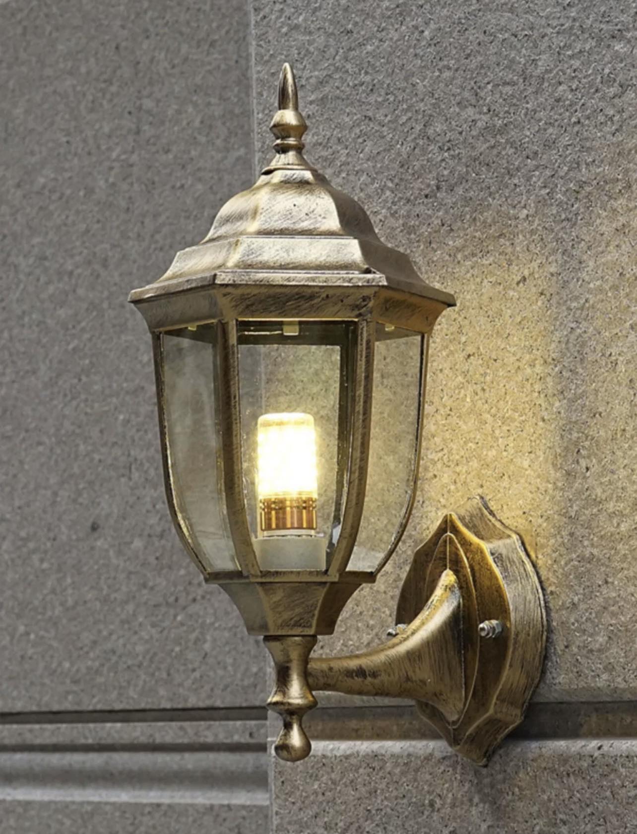 Winslow Outdoor Wall Light