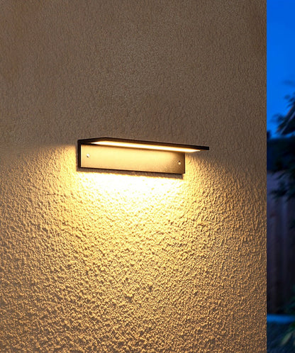 Roccio Outdoor Wall Light