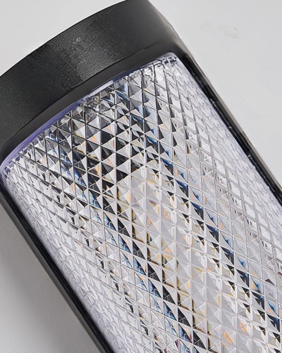 Amara Outdoor Wall Light