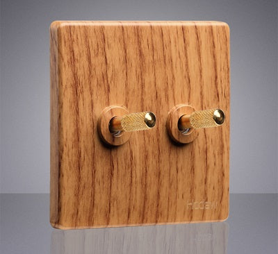 Baylor Series (Oak w/ Gold Dial)