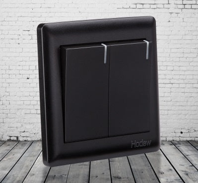 Baldwin Series (Black)