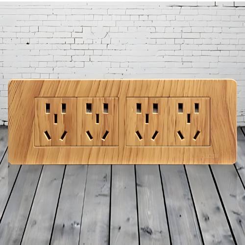 Baylor Series (Oak w/ Gold Dial)