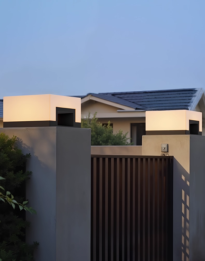Arvos Solar Column Light