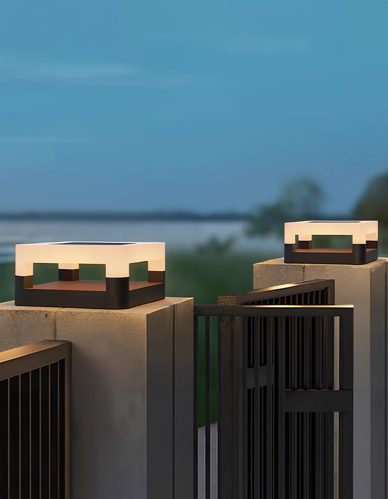 Axora Solar Column Light