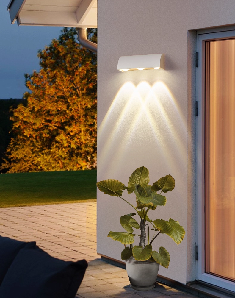 Ayana Outdoor Wall Light