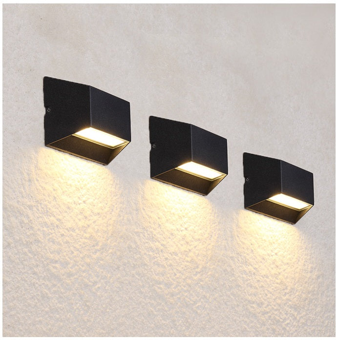 Baldwin Outdoor Wall Light