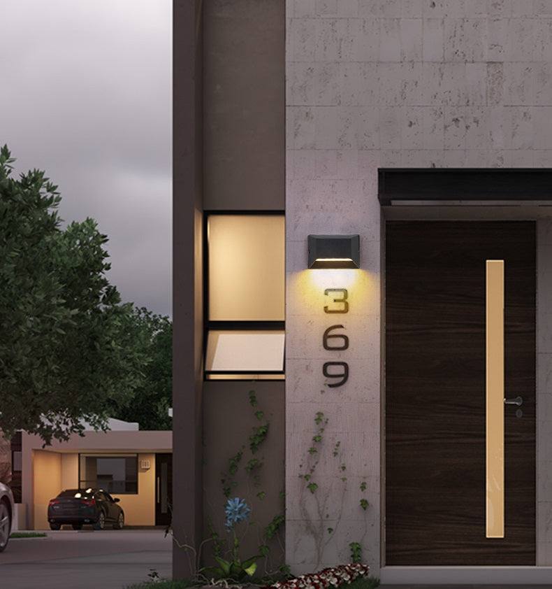 Baldwin Outdoor Wall Light