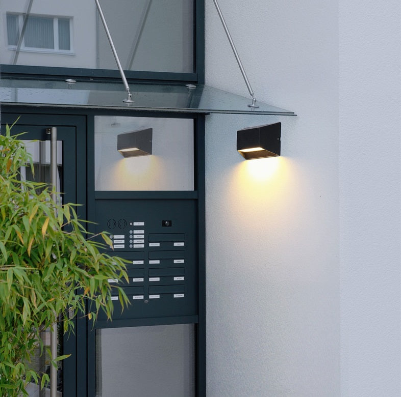 Baldwin Outdoor Wall Light