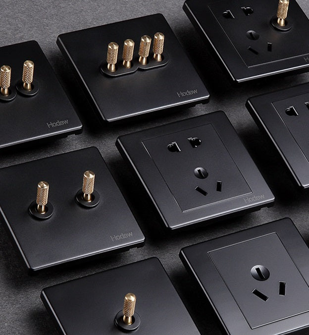 Baylor Series (Black w/ Gold Dial)