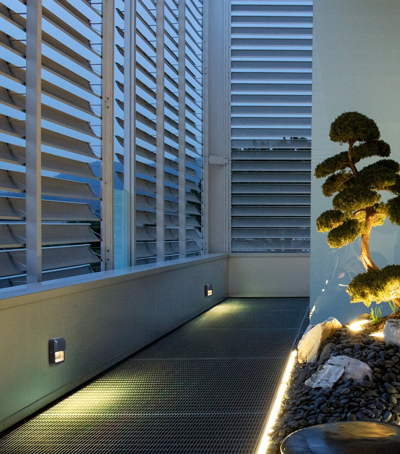 Chase Outdoor Step Light