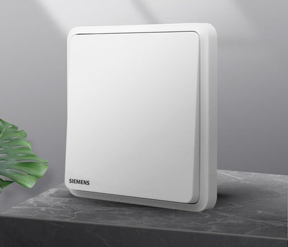 Coluna Series (White)