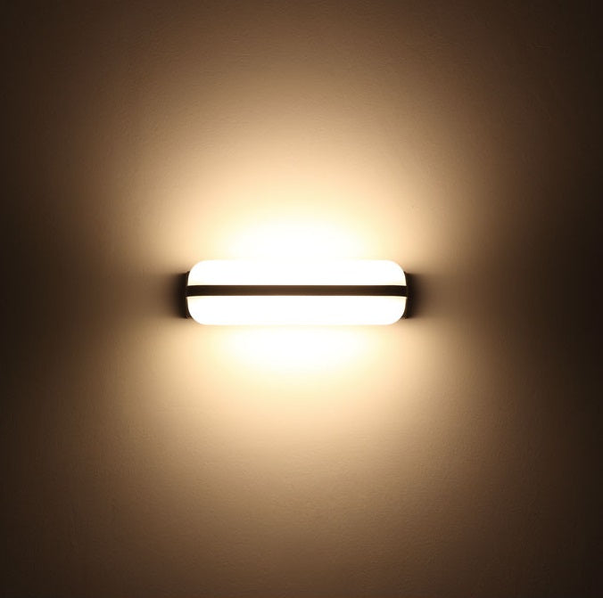 Dallas Outdoor Wall Light