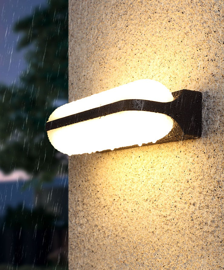 Dallas Outdoor Wall Light
