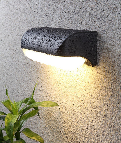 Dallas Outdoor Wall Light