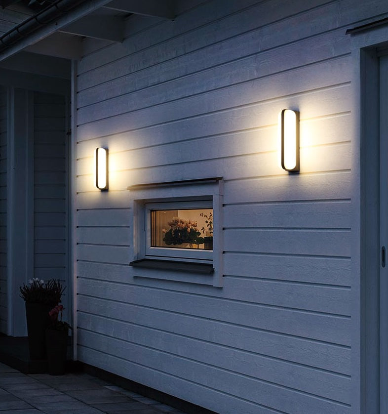 Dallas Outdoor Wall Light