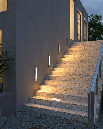 Gio Step Light