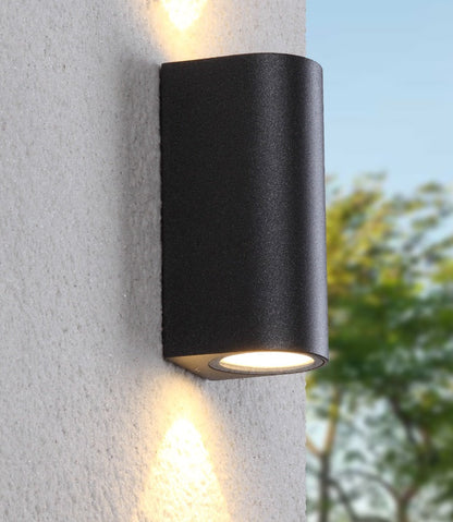 Larson Outdoor Wall Light