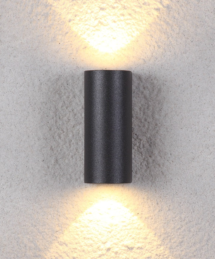 Larson Outdoor Wall Light
