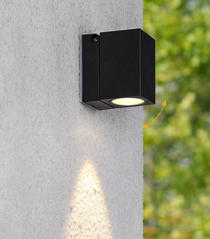 Levi Outdoor Wall Light