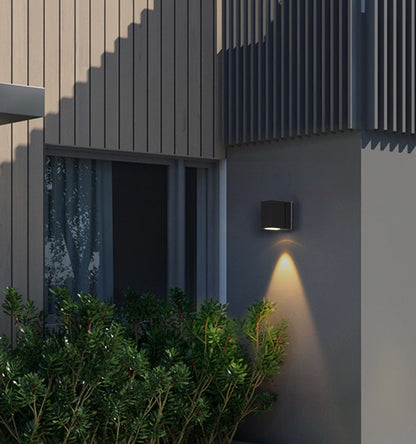 Levi Outdoor Wall Light