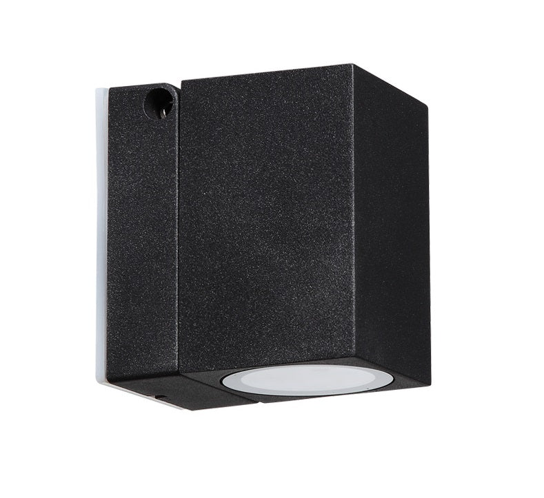 Levi Outdoor Wall Light