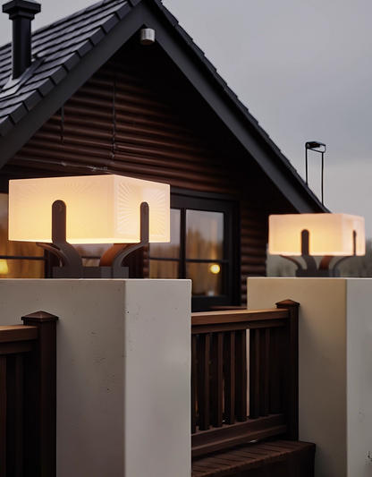 Lunor Solar Column Light