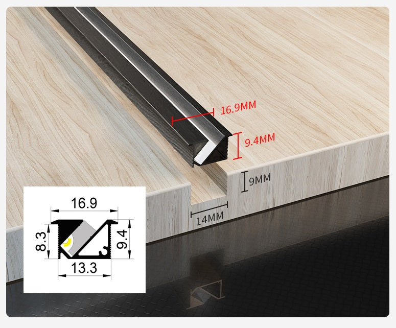 Magnum Embedded Slanted Cabinet Light