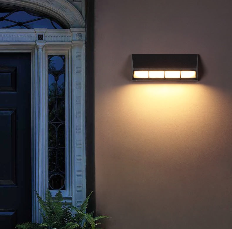 Maurice Outdoor Wall Light