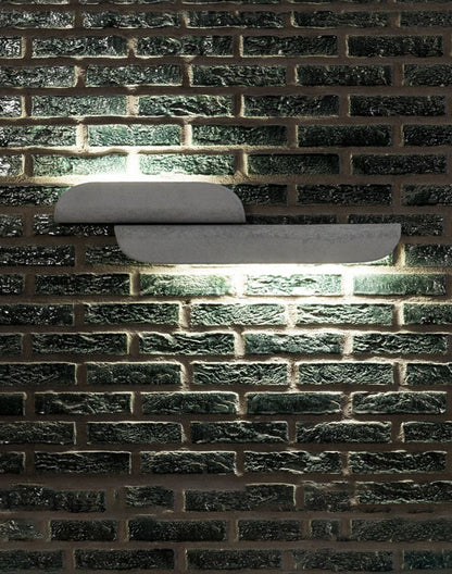 Maverick Outdoor Wall Light