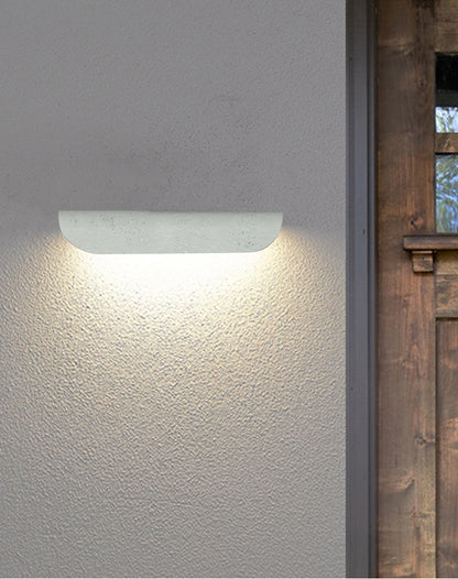 Maverick Outdoor Wall Light