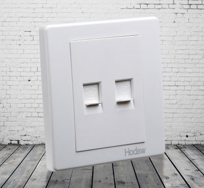 Mondo Retro Series (White w/ Black Dial)