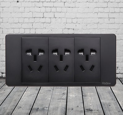 Mondo Retro Series (Black w/ Silver Dial)