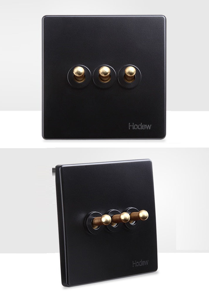 Mondo Retro Series (Black w/ Gold Dial)