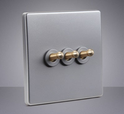 Mondo Retro Series (Silver w/ Gold Dial)