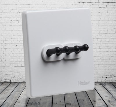 Mondo Retro Series (White w/ Black Dial)