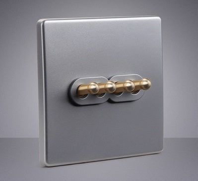 Mondo Retro Series (Silver w/ Gold Dial)