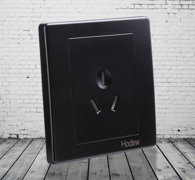 Mondo Retro Series (Black Noir)