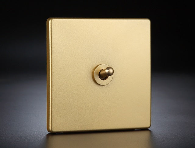 Mondo Retro Series (Gold)