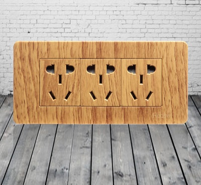 Marlowe Series (Oak w/ Gold Dial)