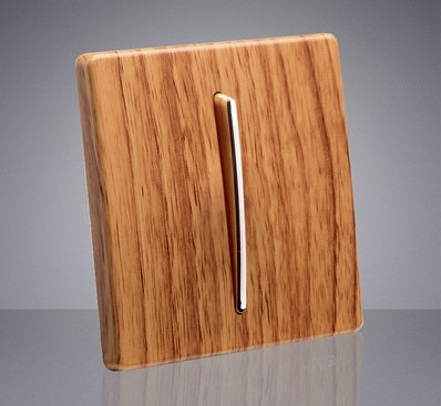 Marlowe Series (Oak w/ Gold Dial)