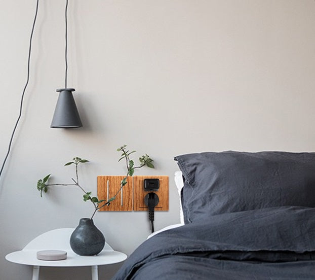 Marlowe Series (Oak w/ Gold Dial)