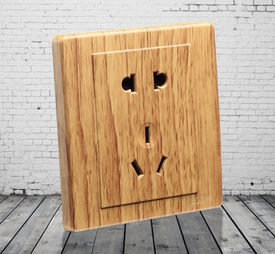 Marlowe Series (Oak w/ Gold Dial)