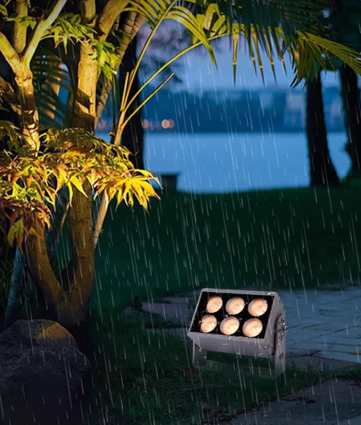 Omnia Outdoor Spotlight