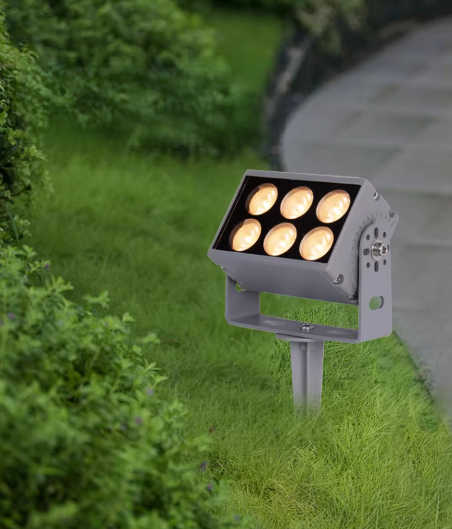 Omnia Outdoor Spotlight