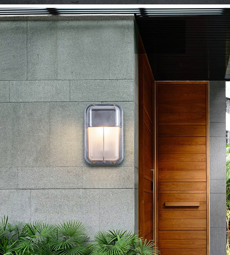 Retro Indoor/Outdoor Wall Sconce