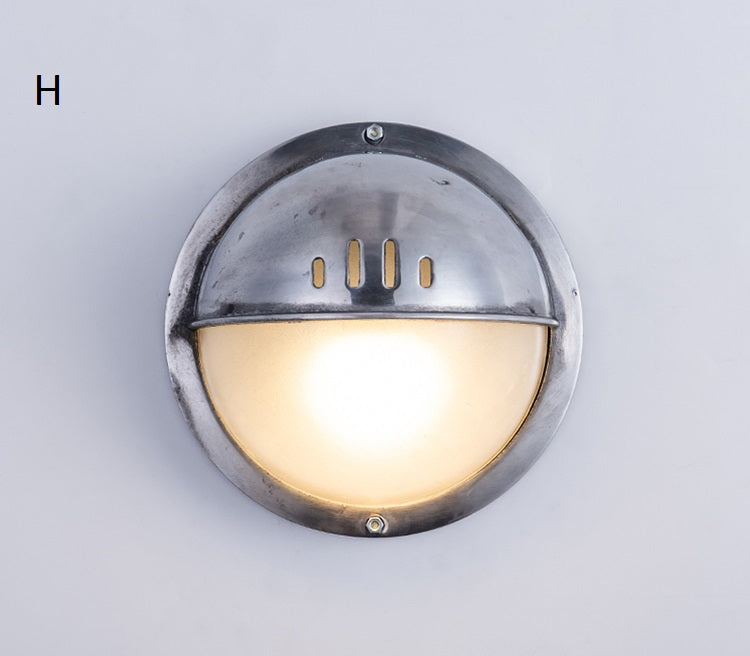 Retro Indoor/Outdoor Wall Sconce