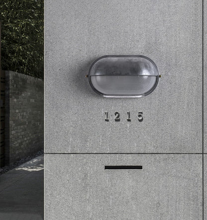 Retro Indoor/Outdoor Wall Sconce