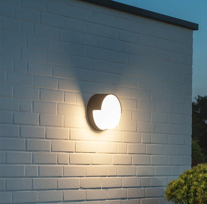 Rio Outdoor Wall Light