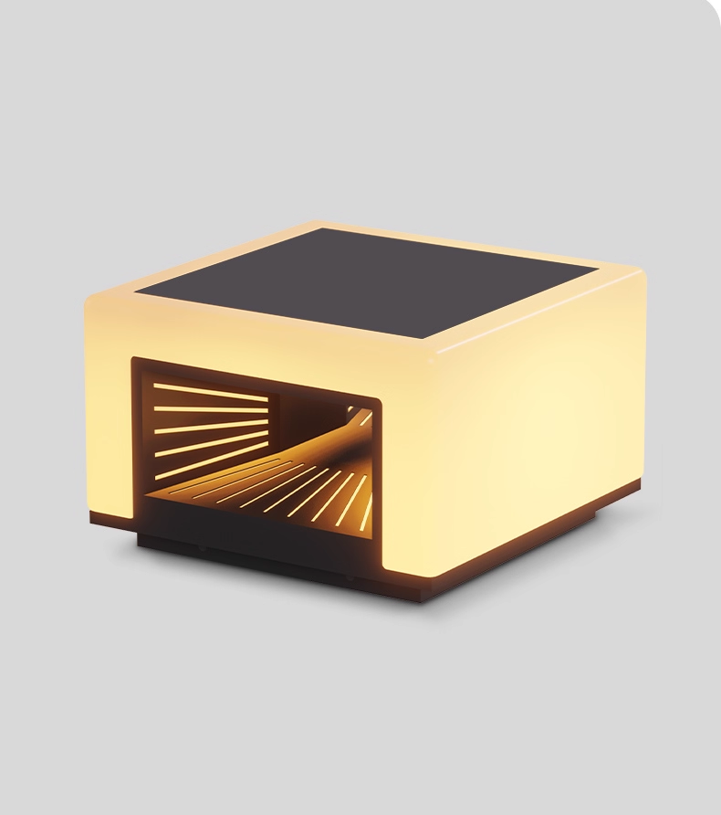 Solaire Column Light