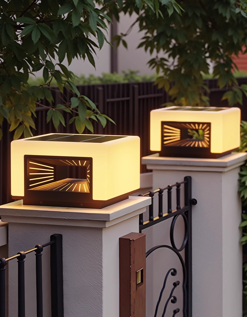 Solaire Column Light